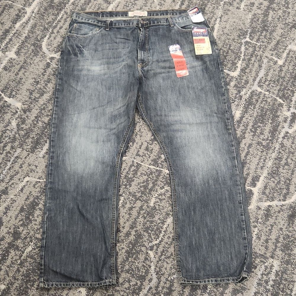 Wrangler Relaxed Boot Jeans 42 x 30 NWT